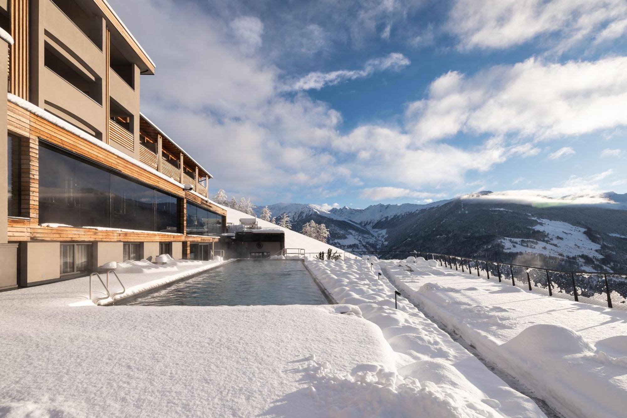 Das Gerstl Alpine Retreat Hotel Malles Venosta Exterior photo